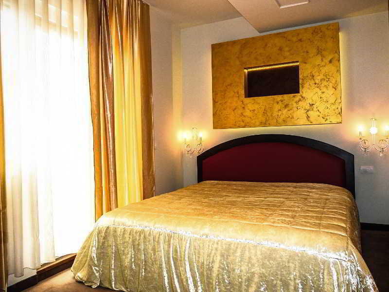 Hotel Putnik Újvidék Kültér fotó